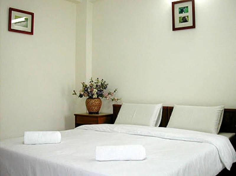 Hotel Sa-Nguan Malee Mansion Chiang Mai Esterno foto
